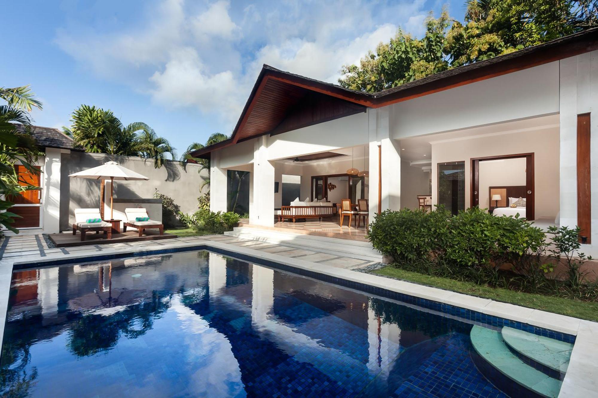 Ghana Villa Seminyak By Pramana Villas Εξωτερικό φωτογραφία