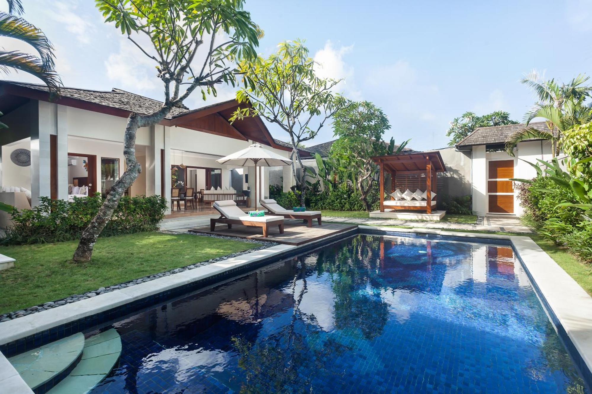 Ghana Villa Seminyak By Pramana Villas Εξωτερικό φωτογραφία